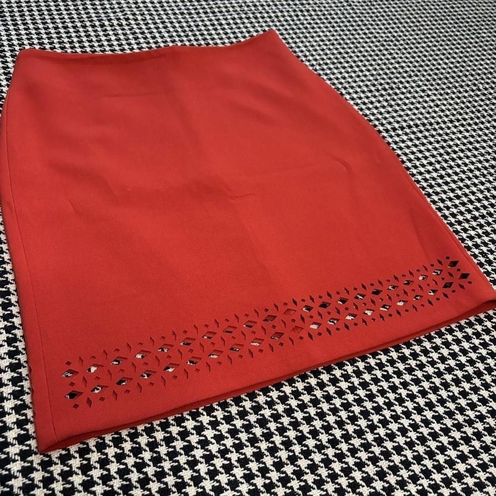 5/$15 | Banana Republic | Pencil Skirt | NWOT - Picture 3 of 10